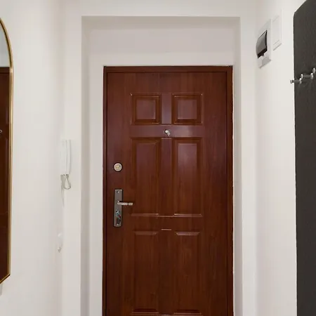 Apartment Gems Of - Emerald *