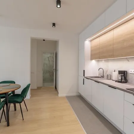 Apartment Gems Of - Emerald *
